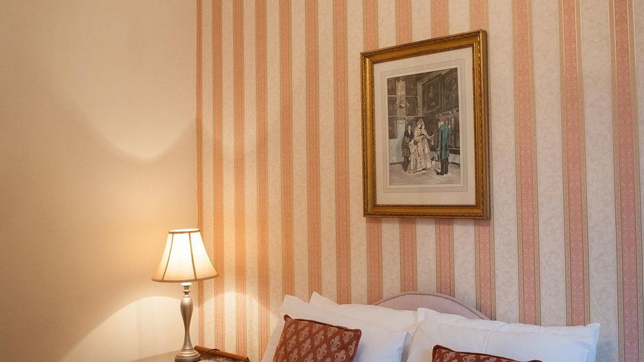 Highley Manor Room