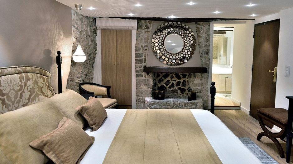 Le Chateau Eza Room