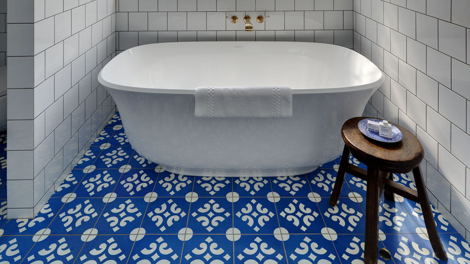 Halcyon House Room