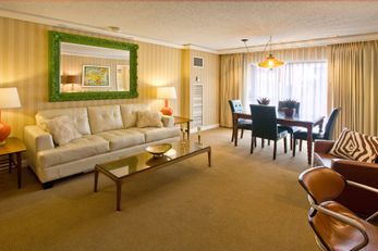 Inn at The Commons