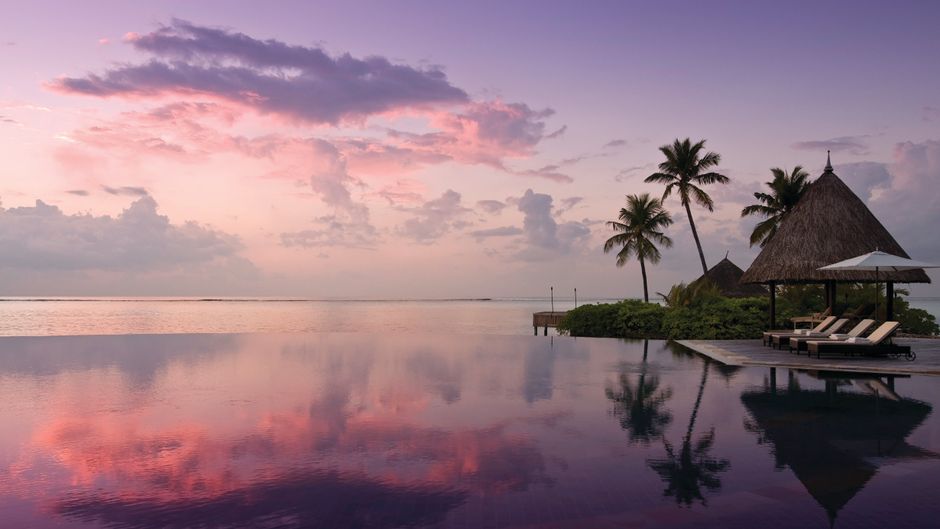 Four Seasons Resort at Kuda Huraa Pool