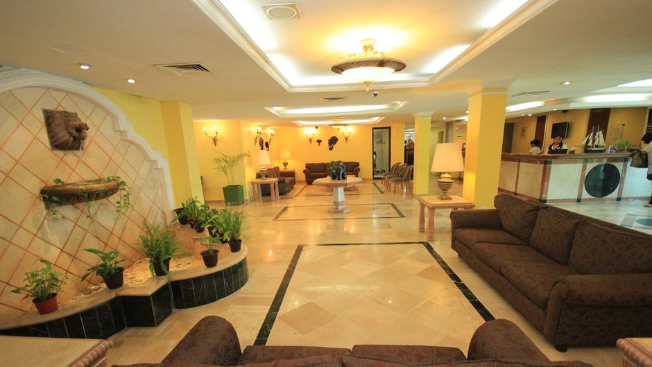 Hotel Mar y Tierra Lobby