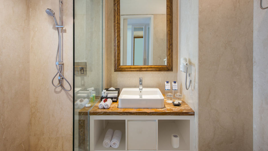 Swiss-Belboutique Yogyakarta Room