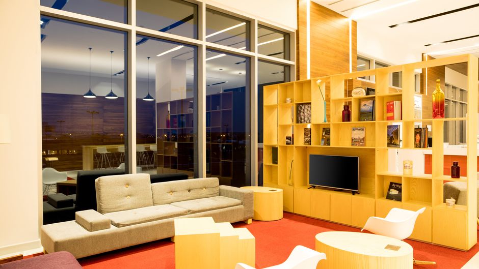 Fiesta Inn Pachuca Gran Patio Lobby