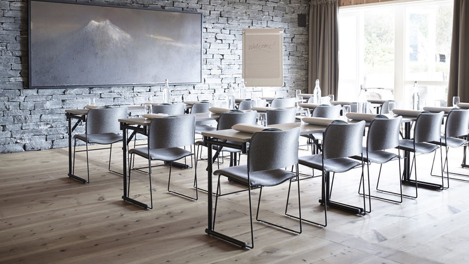 Storfjord Hotel Meeting