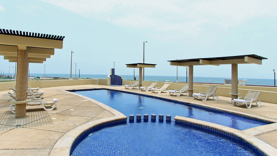 Fiesta Inn Coatzacoalcos Pool