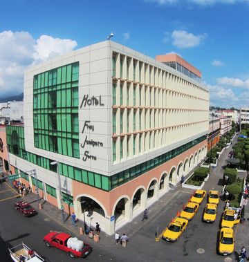 Hotel Fray Junipero Serra