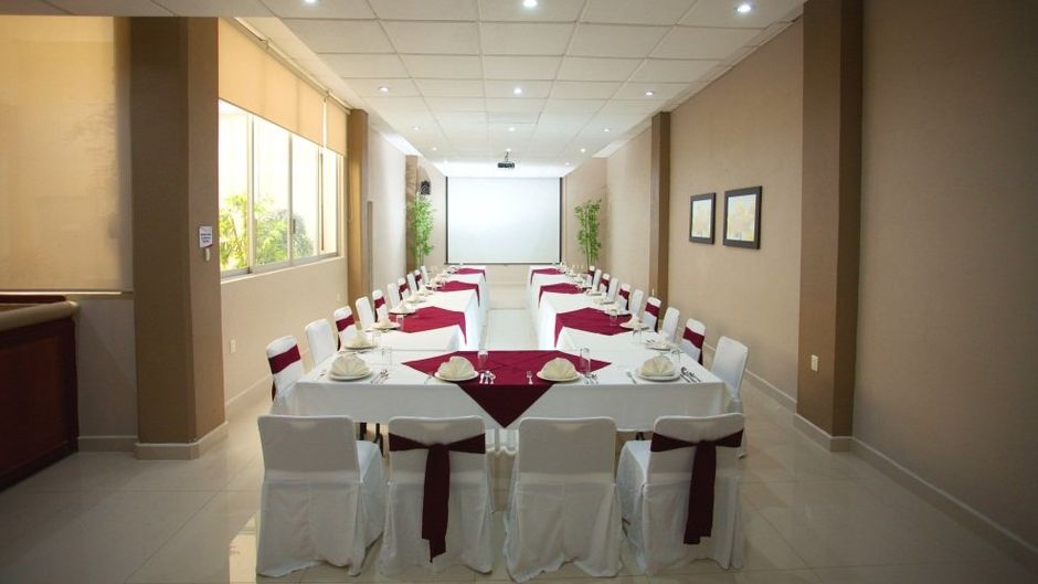 Hotel Fray Junipero Serra Meeting
