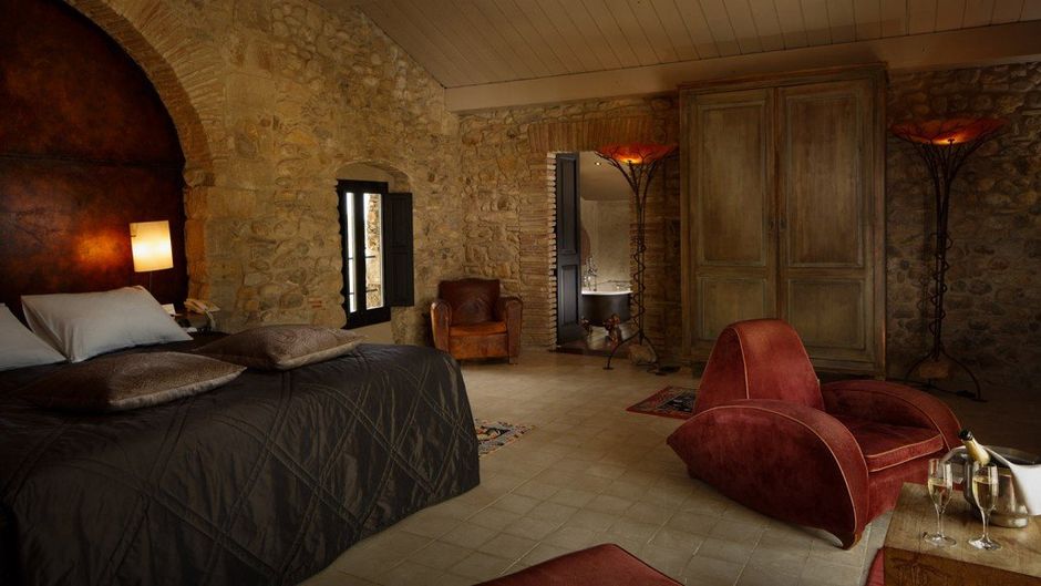 Castell d'Emporda Hotel-Restaurant-Cafe Suite