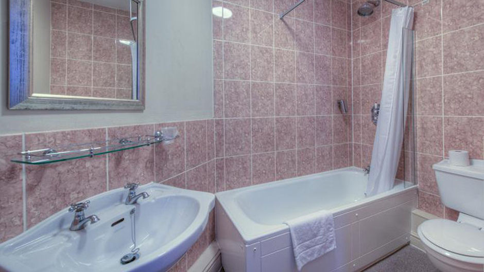 Ethorpe Hotel Room