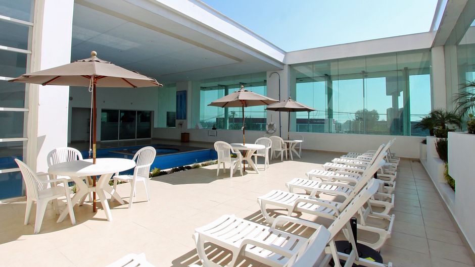 Fiesta Inn Cuautitlan Pool