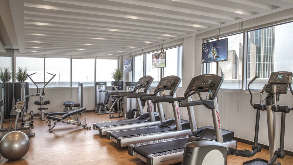Centro Shaheen Health Club