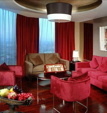 Royal Garden Hotel