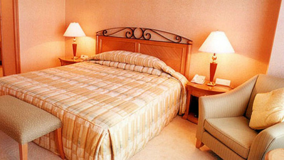 Regency Grand Hotel Suite