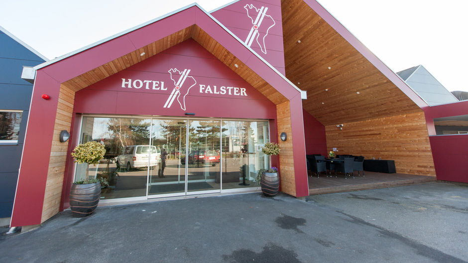 Falster Hotel Exterior