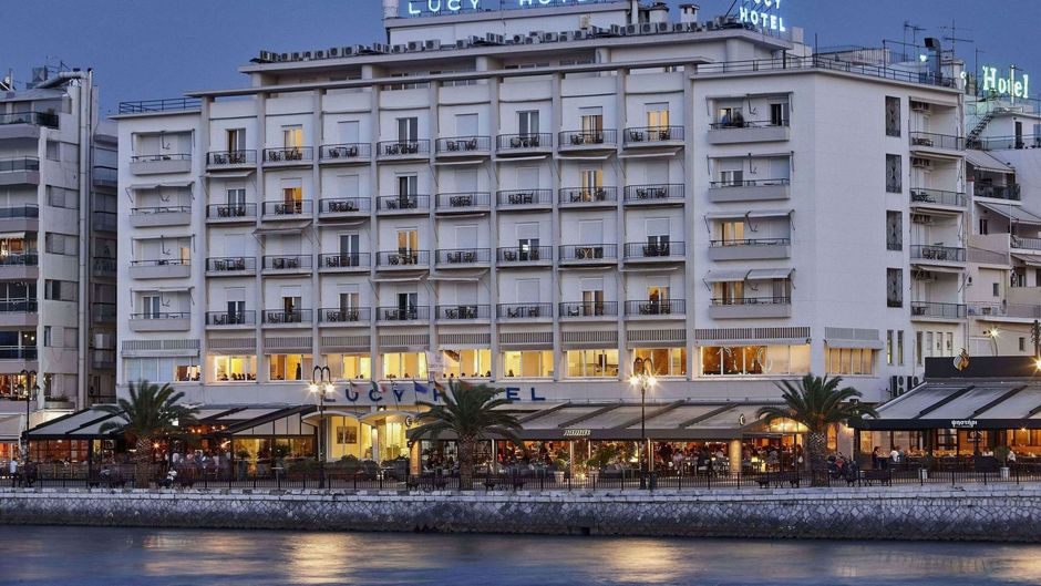 Lucy Hotel Exterior