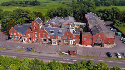 Hogs Back Hotel and Spa