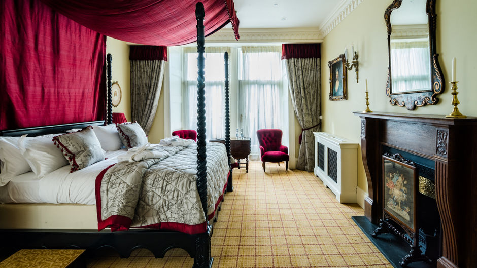 Crossbasket Castle Suite
