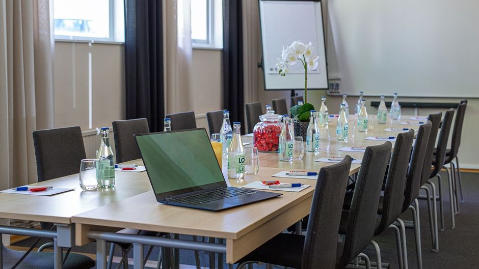 Mjolby Stadshotell Meeting