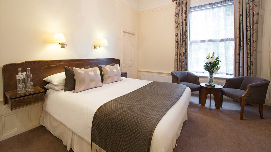 Moorhill House Hotel Room