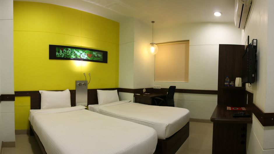 Ginger Faridabad Room