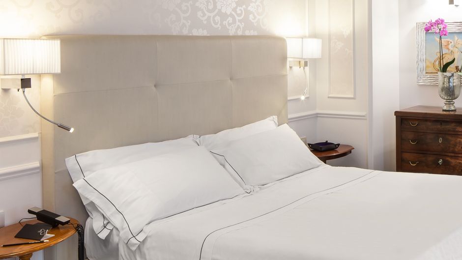 The Ashbee Hotel Room