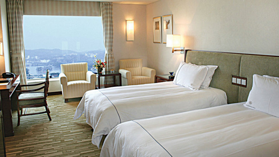 Kande International Hotel Room