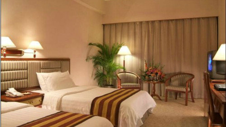 Gladden Hotel Fenggang Room