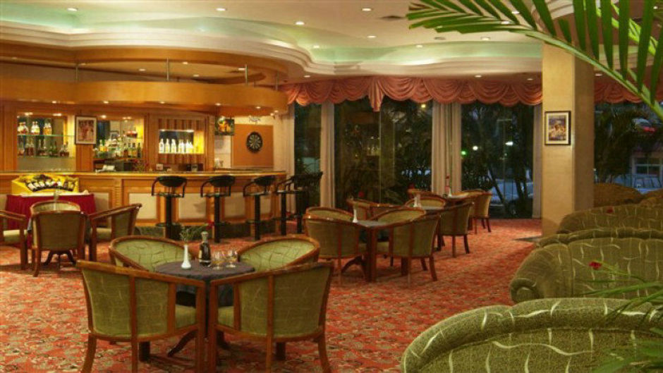 Gladden Hotel Fenggang Lobby