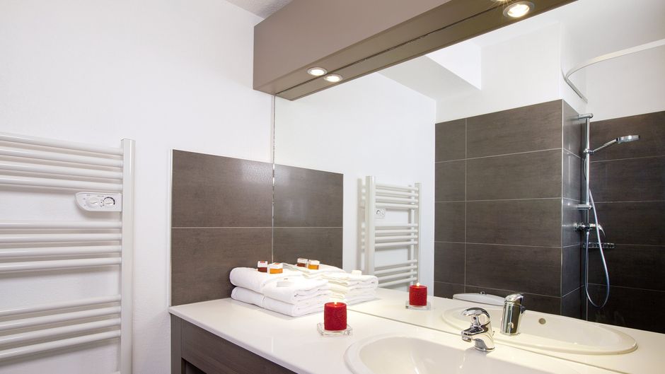 Sejours & Affaires Grande Arche Room