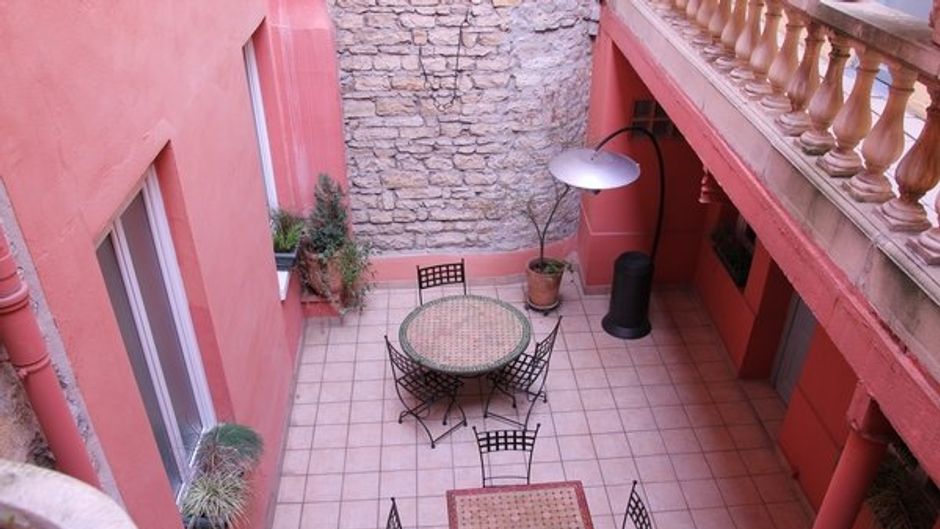 Hotel Au Patio Morand Exterior