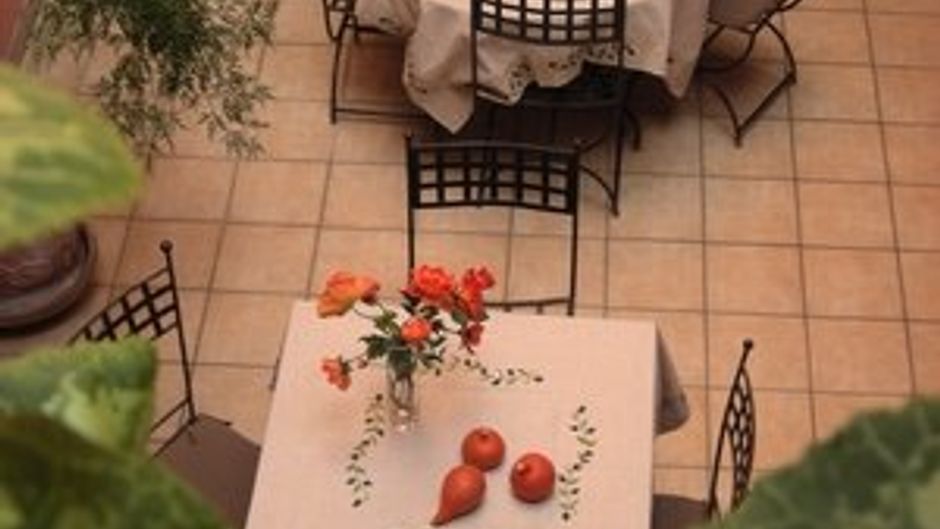 Hotel Au Patio Morand Exterior