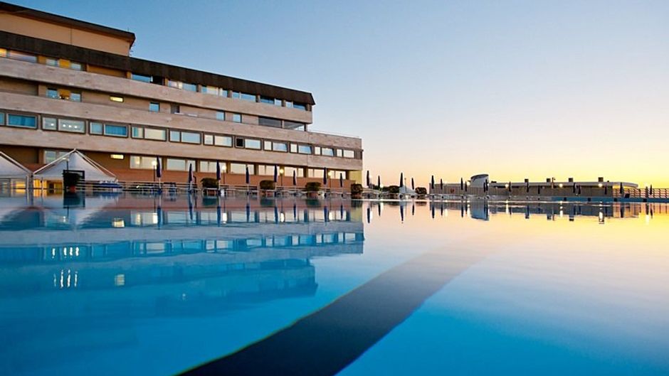 Grand Hotel Continental Pool