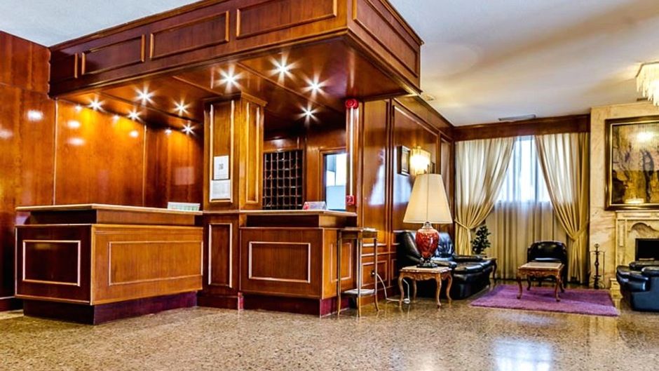 Hotel Beleret Lobby