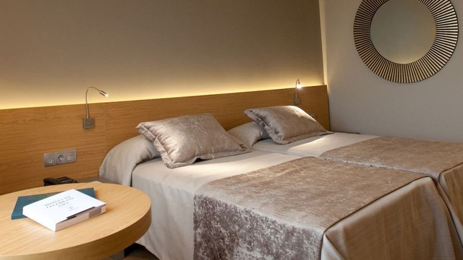 The Sevilla Congresos Hotel Room