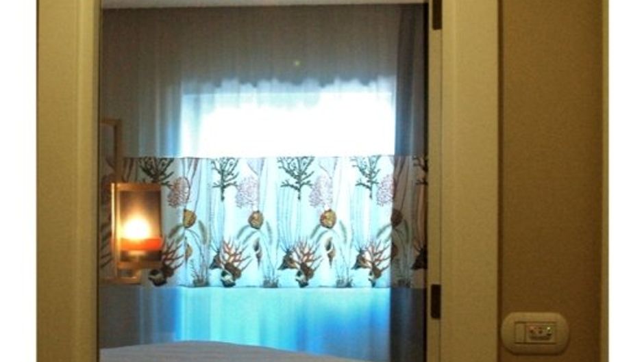Caravel Hotel Room