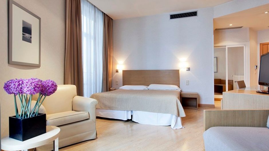 Regente Hotel Room