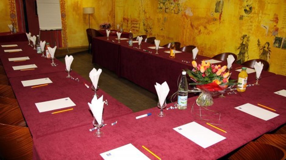 Hotel Le Clocher de Rodez Meeting