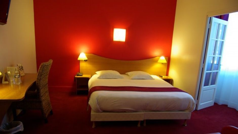 Hotel Le Clocher de Rodez Room