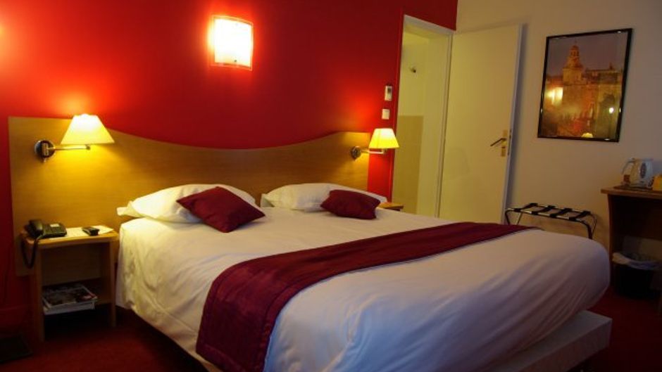 Hotel Le Clocher de Rodez Room