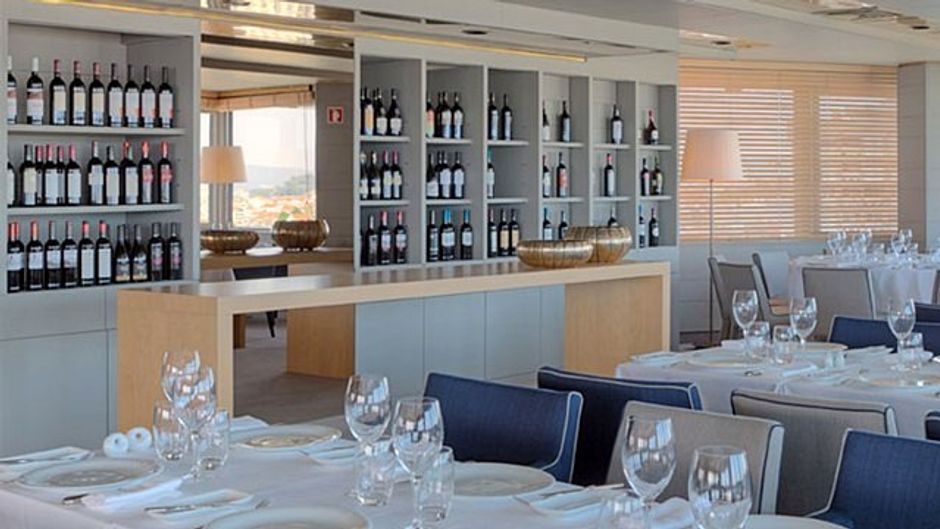 Hotel Dom Henrique Restaurant