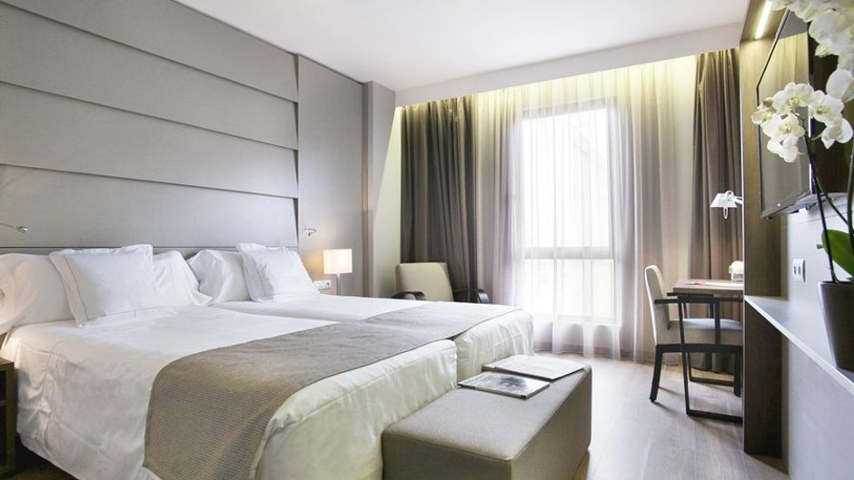 Hotel America Room