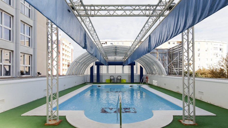 Hotel Vertice Sevilla Pool