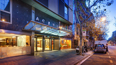 Acevi Villarroel Hotel