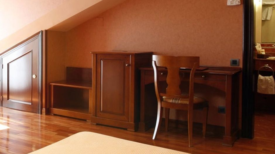Alcomar Hotel Room