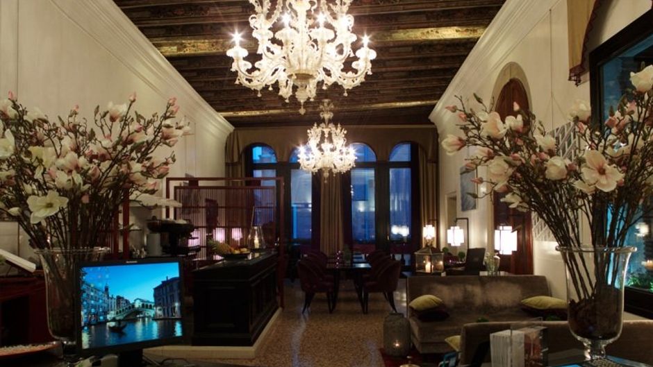 Ca' Gottardi Hotel Lobby