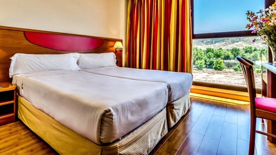 Hotel Alcala Plaza Room