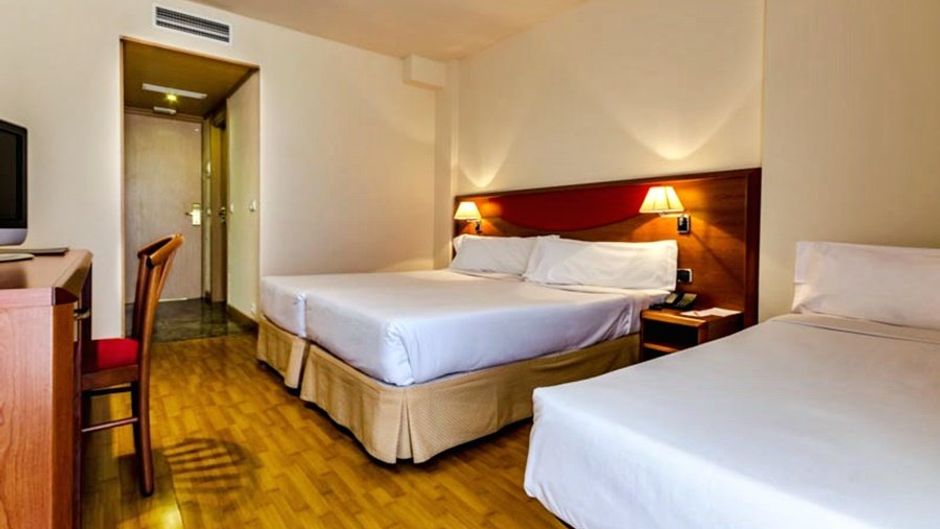 Hotel Alcala Plaza Room