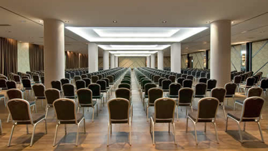 URH Zen Balagares Hotel & Spa Meeting