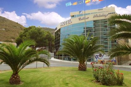 Cullera Holiday Hotel